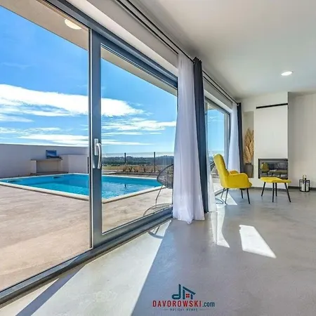 Aura Comfortable Villa